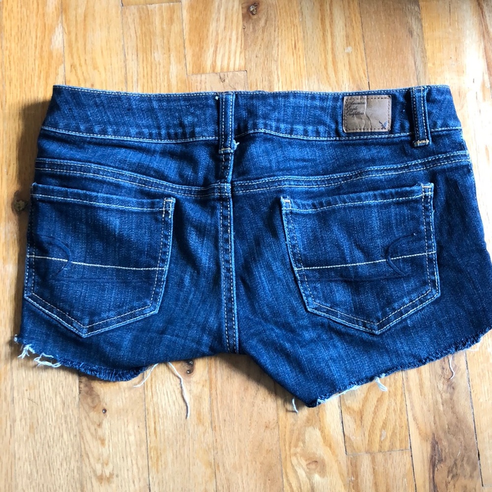 dark wash American eagle jean shorts - Picture 2 of 6